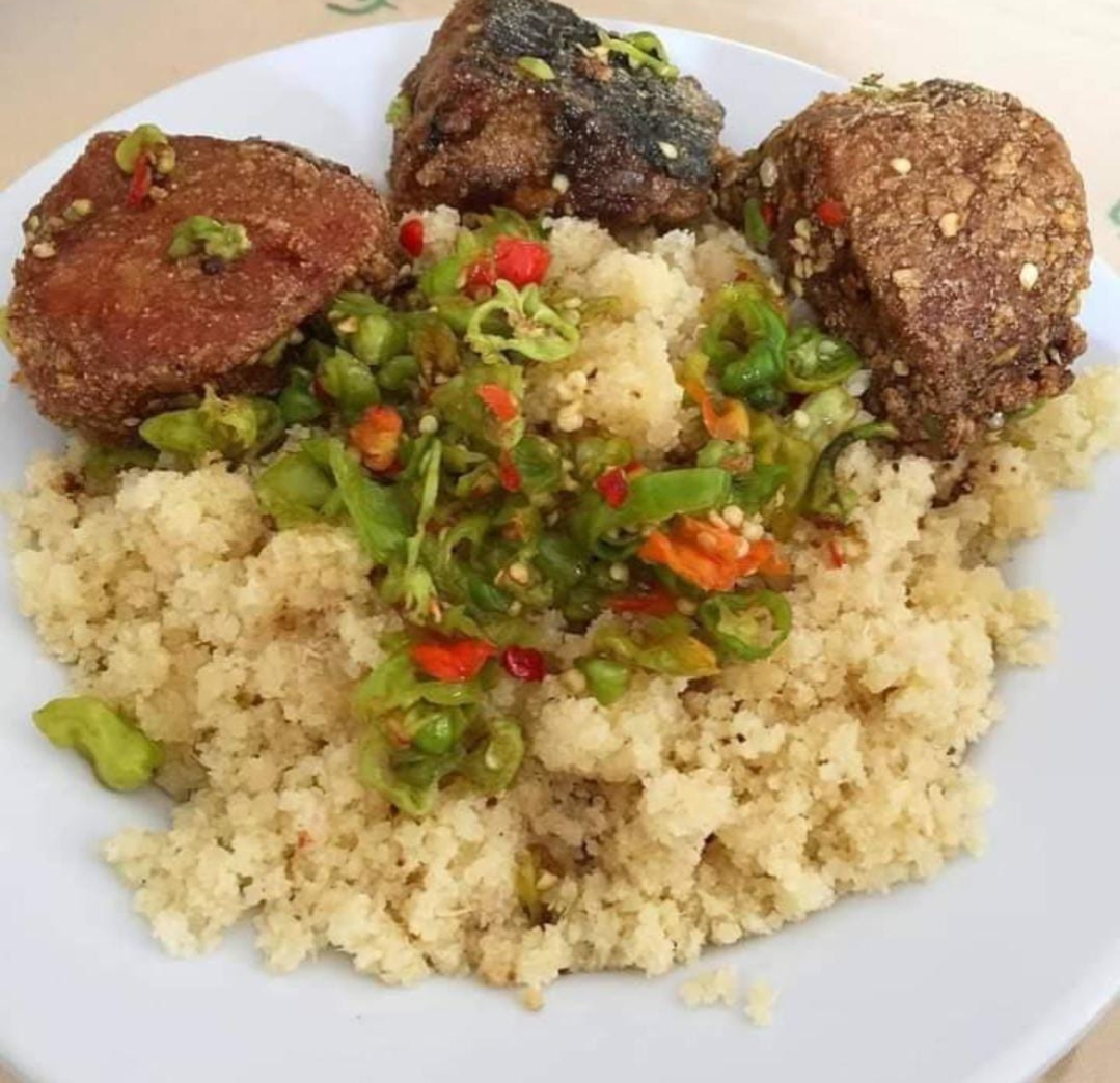 Garba(attieké poisson thon)